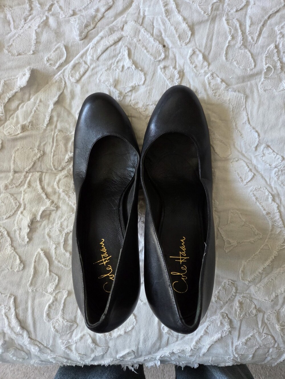 Cole Hahn Nike Air Classic Black Women's Leather Pumps - Sleek High Heels - Picture 2 of 5